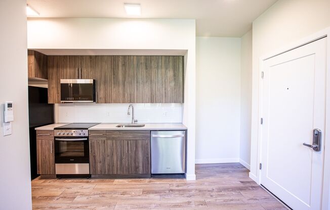 1 bed, 1 bath, 372 sqft, $1,425, Unit 505