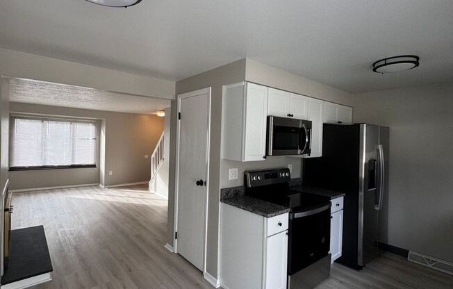 For Rent: 2 BD | 1.5 BTH | Garage | Spacious Backyard