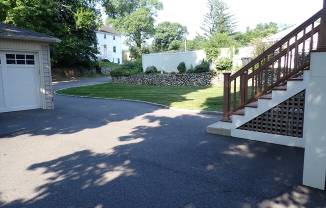 172 WESTON ST
