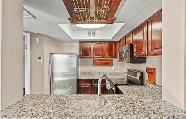 2 beds, 2 baths, $1,150, Unit UNIT # 2107
