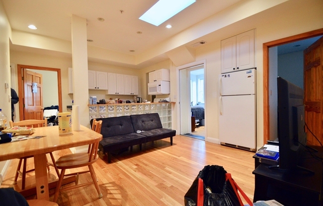 1801 Beacon St