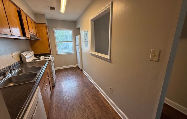 Spacious 2 Bed 2 Bath Town Home near NCSU Available NOW! Perfect layout for roommates!