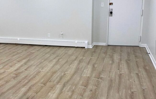 2 beds, 1.5 baths, 850 sqft, $1,835, Unit D06