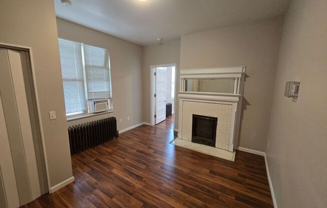1 bed, 1 bath, 550 sqft, $1,100, Unit #101 (1)