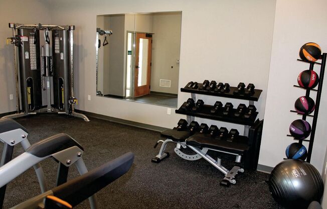 1 bed, 1 bath, 650 sqft, $1,695, Unit 7710-406