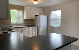 2 beds, 1 bath, 900 sqft, $1,850, Unit 4314 Upper