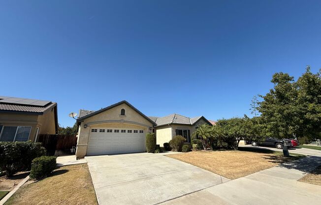 Modern 4-Bedroom Home in Northwest Bakersfield