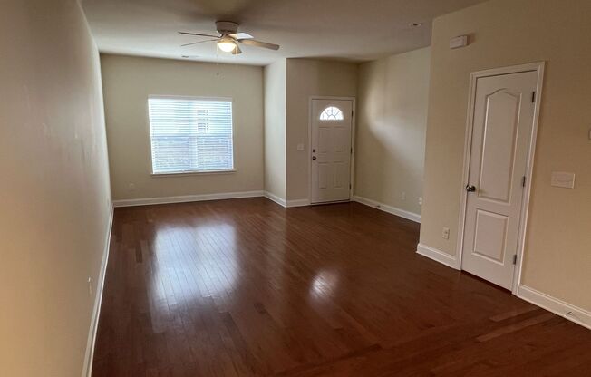 3 Bed, 2.5 Bath End Unit Townhome in Prosperity Church Area