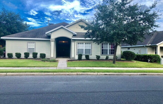 4BR/2BA in Sorrento with large, fenced-in yard close to community clubhouse, pool, and more