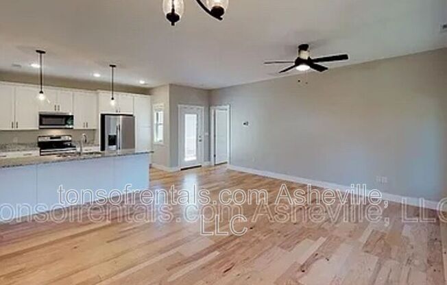 583 FAIRVIEW RD