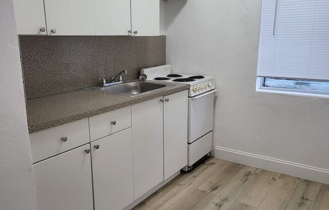 Sharazad Apts
