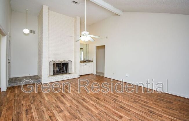 11366 OAKCENTER DR