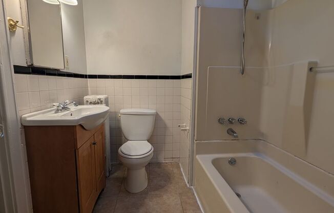 2 beds, 1 bath, $1,200, Unit 9002 WCP 2nd fl