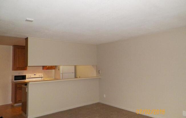 68 HECTOR LN