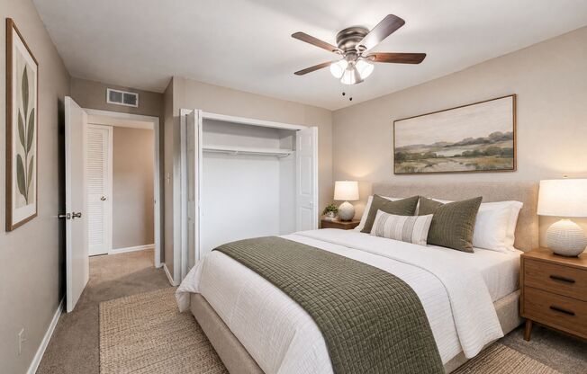 2 beds, 1 bath, 987 sqft, $1,399, Unit 2288-02