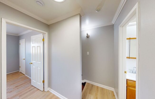 2 beds, 1 bath, 749 sqft, $2,345, Unit 623-4