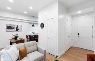 Maye House Apartments