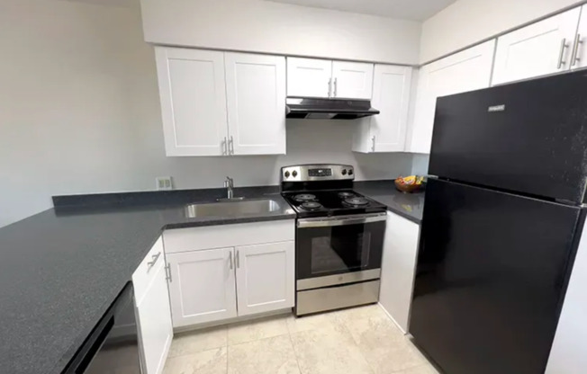 2 beds, 2 baths, 900 sqft, $1,495