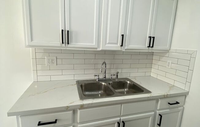 1 bed, 1 bath, 500 sqft, $1,950, Unit 3