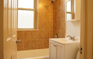 Studio, 1 bath, 319 sqft, $1,395, Unit Spaulding-209