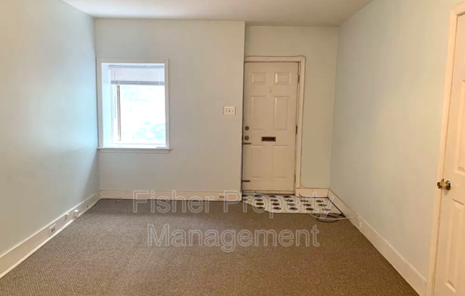 3018 ELLWOOD AVE
