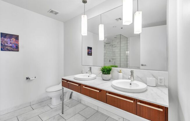 2 beds, 1.5 baths, $3,499, Unit # 2406