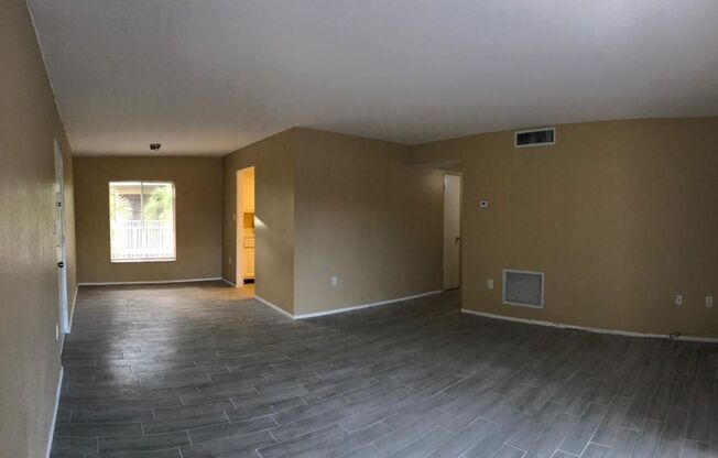 2 beds, 2 baths, $1,350, Unit # 416