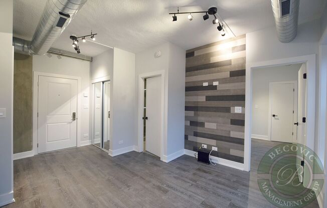 1 bed, 1 bath, 338 sqft, $1,750, Unit 509
