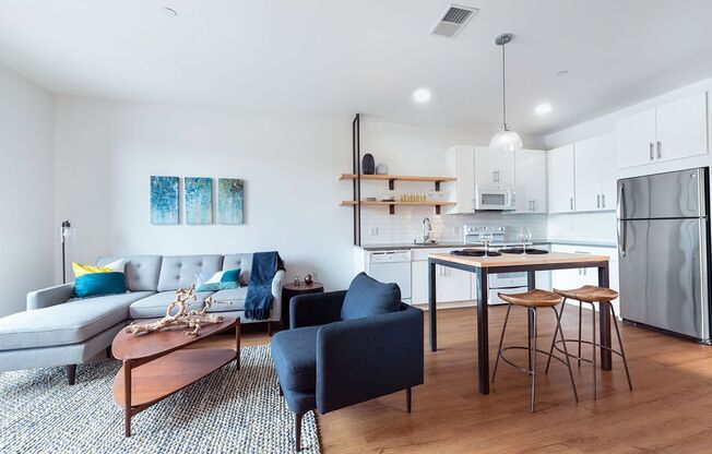 1 bed, 1 bath, 685 sqft, $1,685, Unit 202