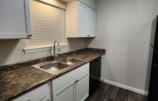 2 beds, 2 baths, 931 sqft, $1,195, Unit 02-0213