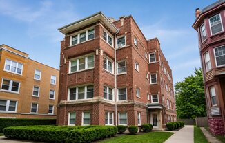1454 West Fargo Avenue