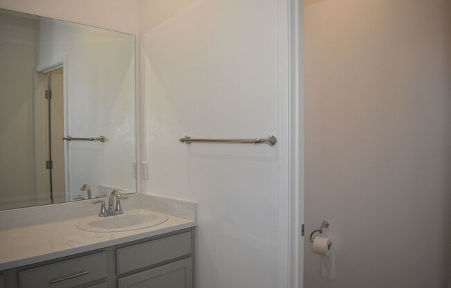 3 beds, 2.5 baths, $2,345