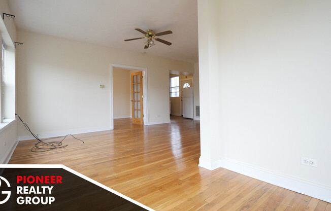 3529 5 N BROADWAY