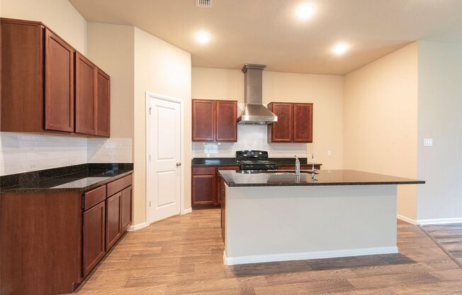 Move in ready Mckinney home!