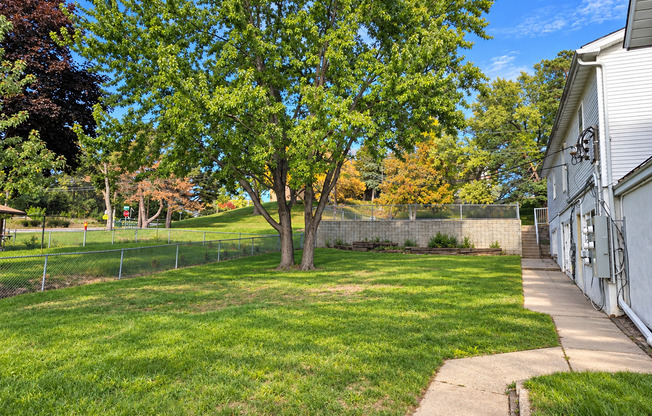 TLS Apartments - 12 3rd Ave S