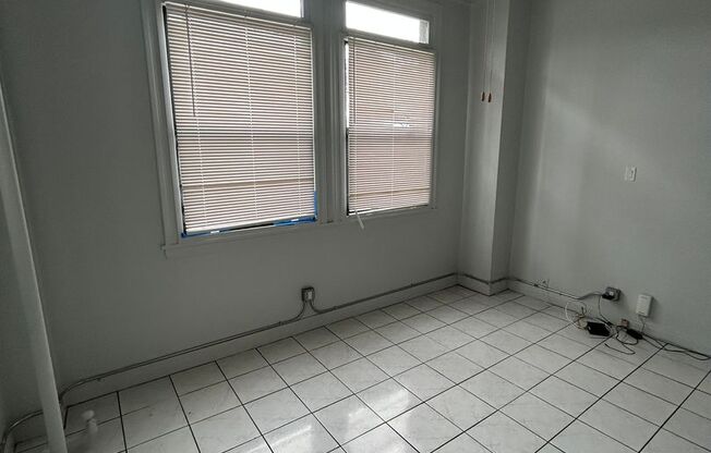 Studio, 1 bath, 340 sqft, $1,495, Unit 101