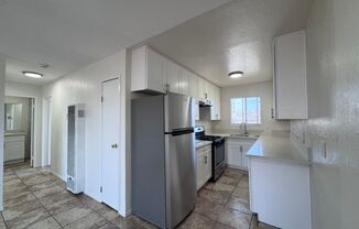 1511 FREEMAN AVE