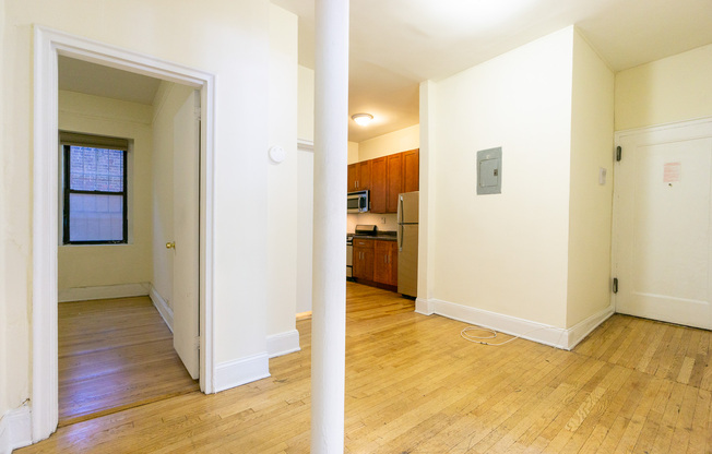 55 E 2 ST