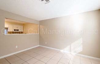 2 beds, 1.5 baths, 920 sqft, $1,295, Unit B