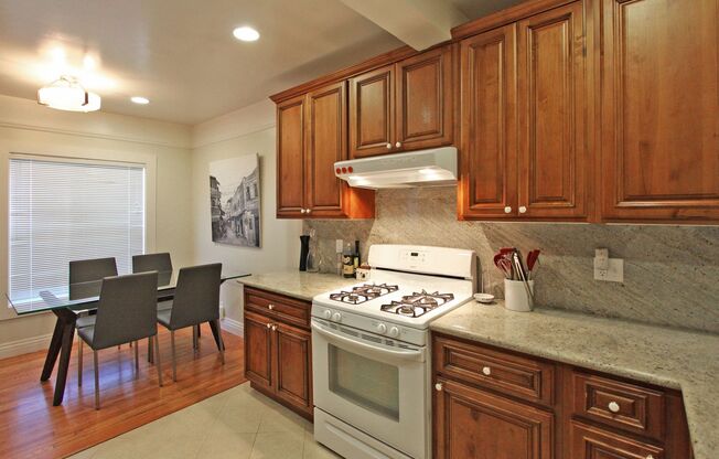 OPEN HOUSE: Sunday (6/8) 12:00pm-12:30pm. Spacious 1BR/1BA apartment with private entrance, Shared yard/Laundry(9 Whitney Street)