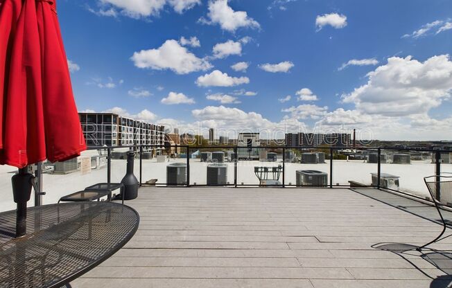 2 beds, 2 baths, 865 sqft, $1,400, Unit 119