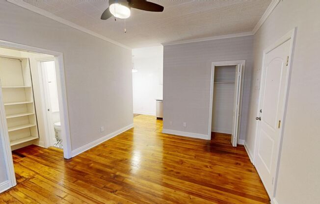 Studio, 1 bath, 450 sqft, $1,395, Unit 110