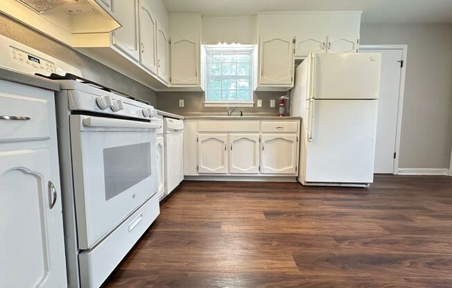 Home for rent in Center Point **MOVE IN SPECIAL - 1/2 OFF FIRST MONTH'S RENT**