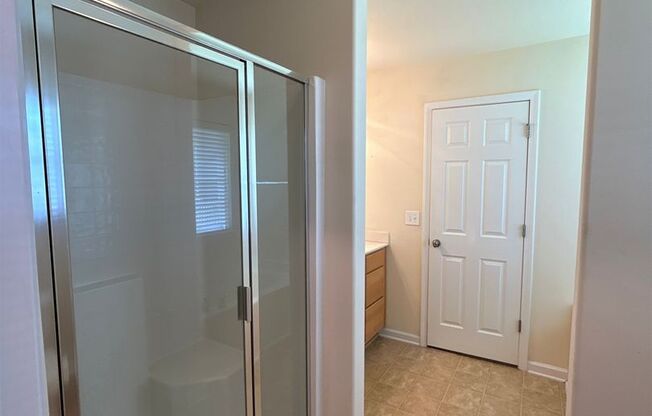 3 beds, 2 baths, $1,825