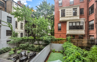 1 bed, 1 bath, $3,300, Unit 1H