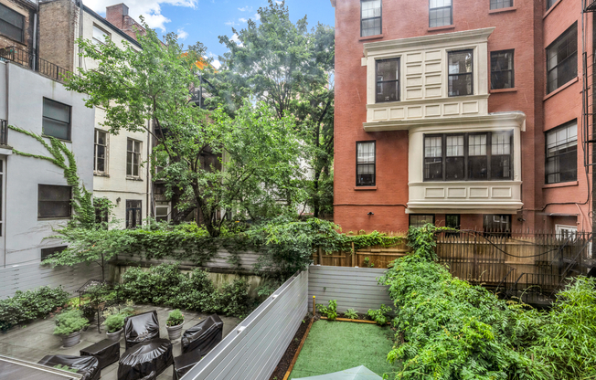 1 bed, 1 bath, $3,300, Unit 1H