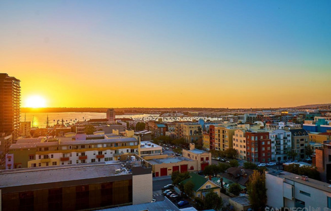 2 beds, 2 baths, $4,900, Unit # 1003