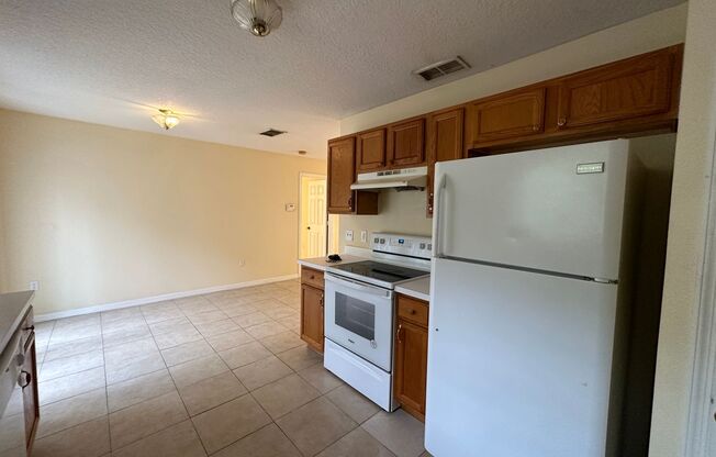 3 beds, 2 baths, $1,725