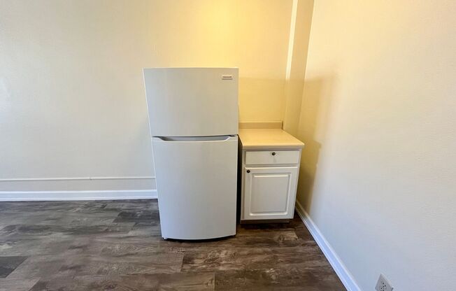 1 bed, 1 bath, $875, Unit 809