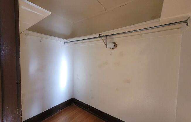 Studio, 1 bath, $745, Unit 111